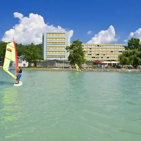 Holiday Balaton H623.6 * Tihany